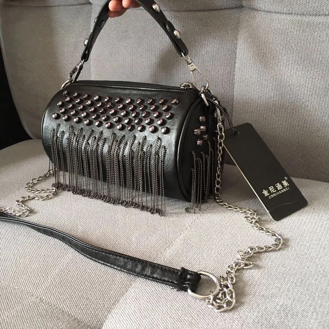 2026 Fashion Mini Tassel Rivet - Women Bags 2026 Trends 评论和价格