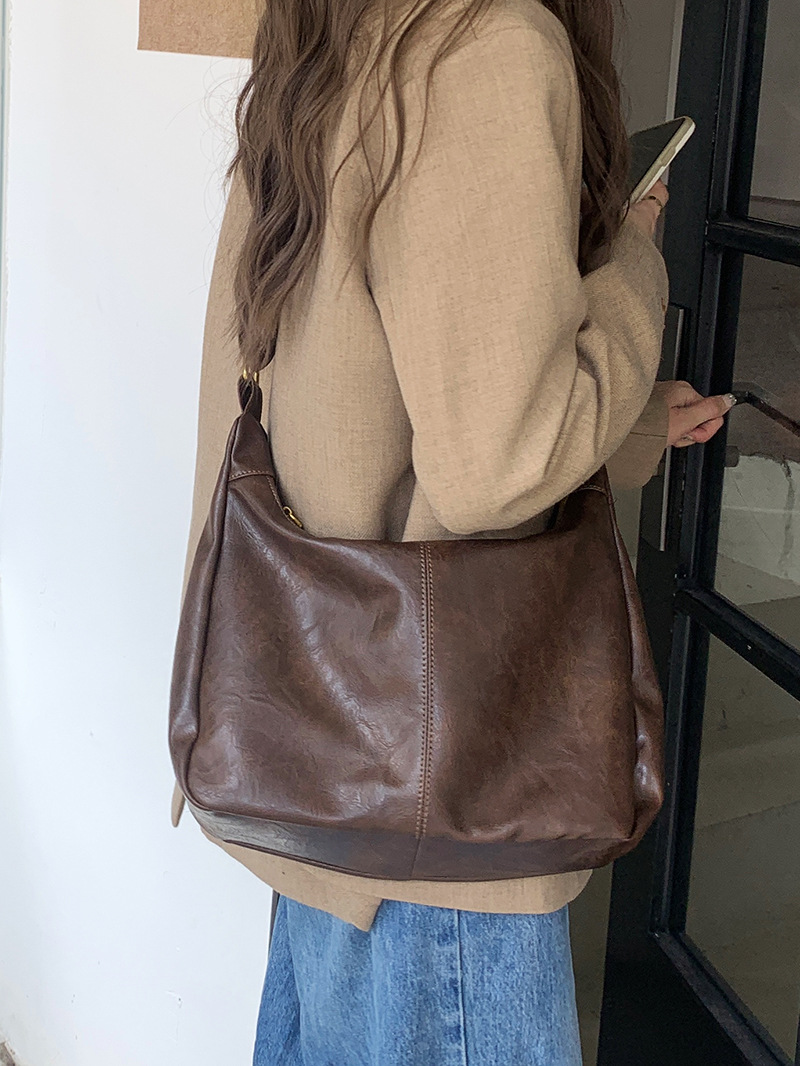 2026 Autumn Maillard Vintage T - Women Bags 2026 Trends 评论和价格