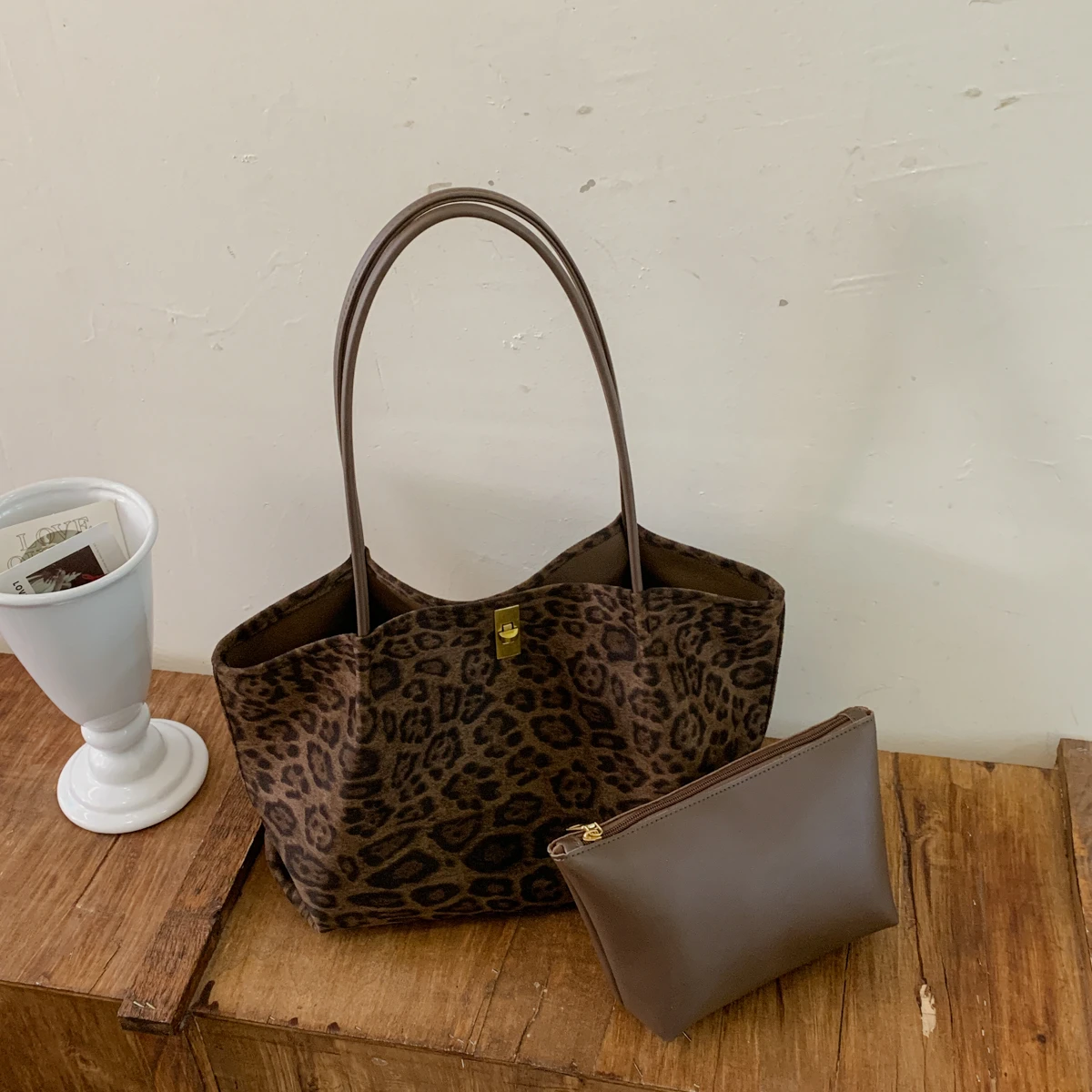 Retro Leopard Print Suede Tote - Women'S Bags Handbags 评论和价格